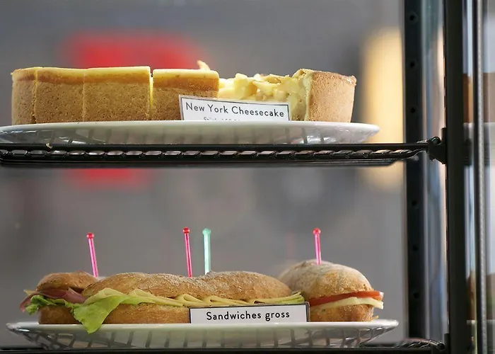 Отель Popcorn! 3*